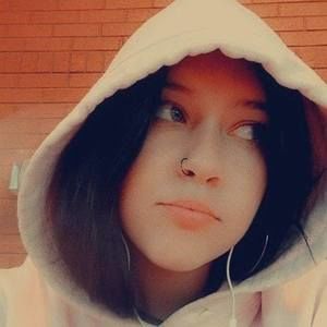 Meet your Posher, Destiny